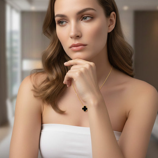 Noir Necklace