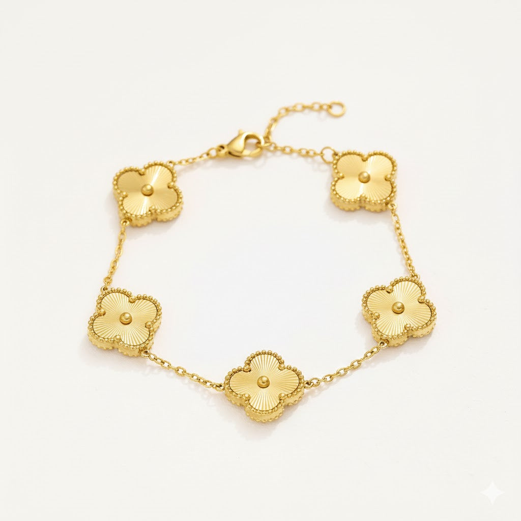 Lucky Clover Gold Bracelet