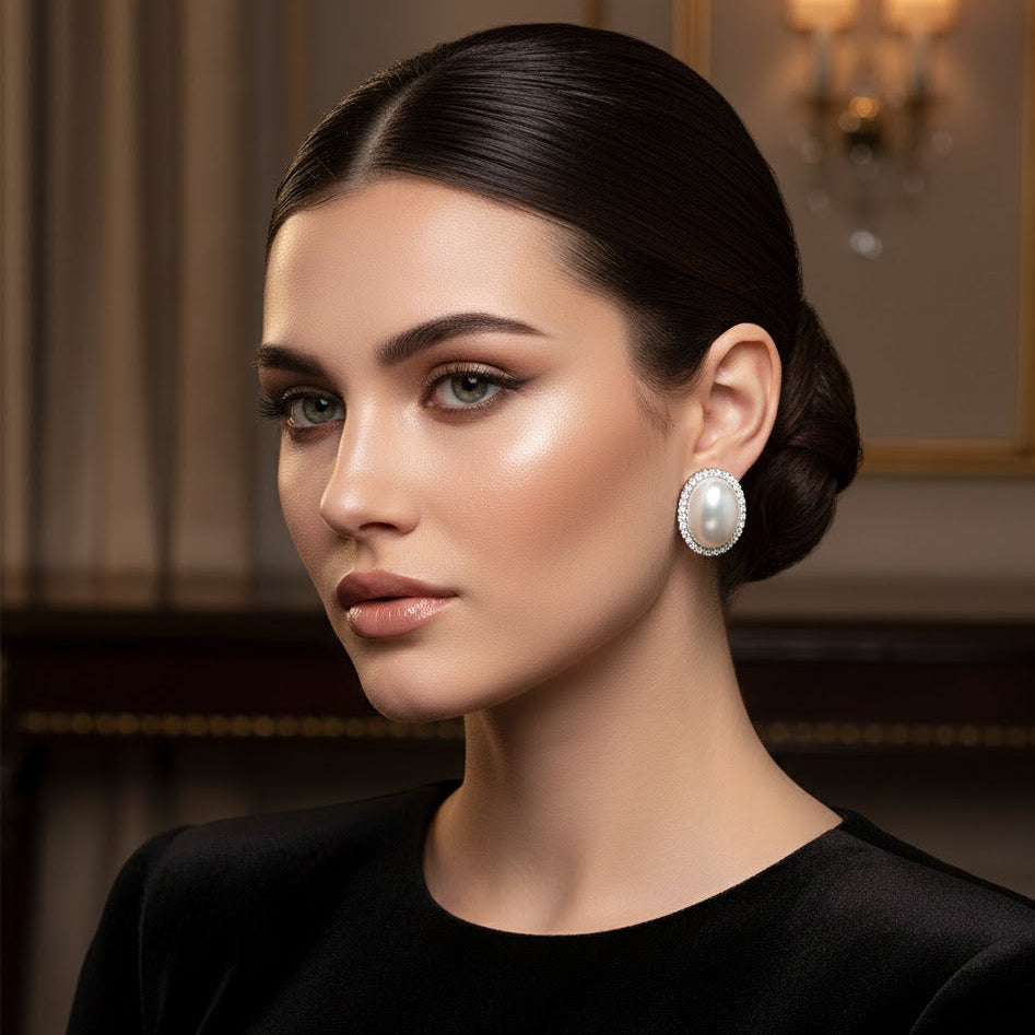 Empressa Pearl Studs