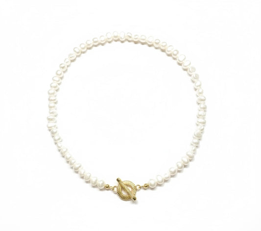 Classic Pearl Necklace