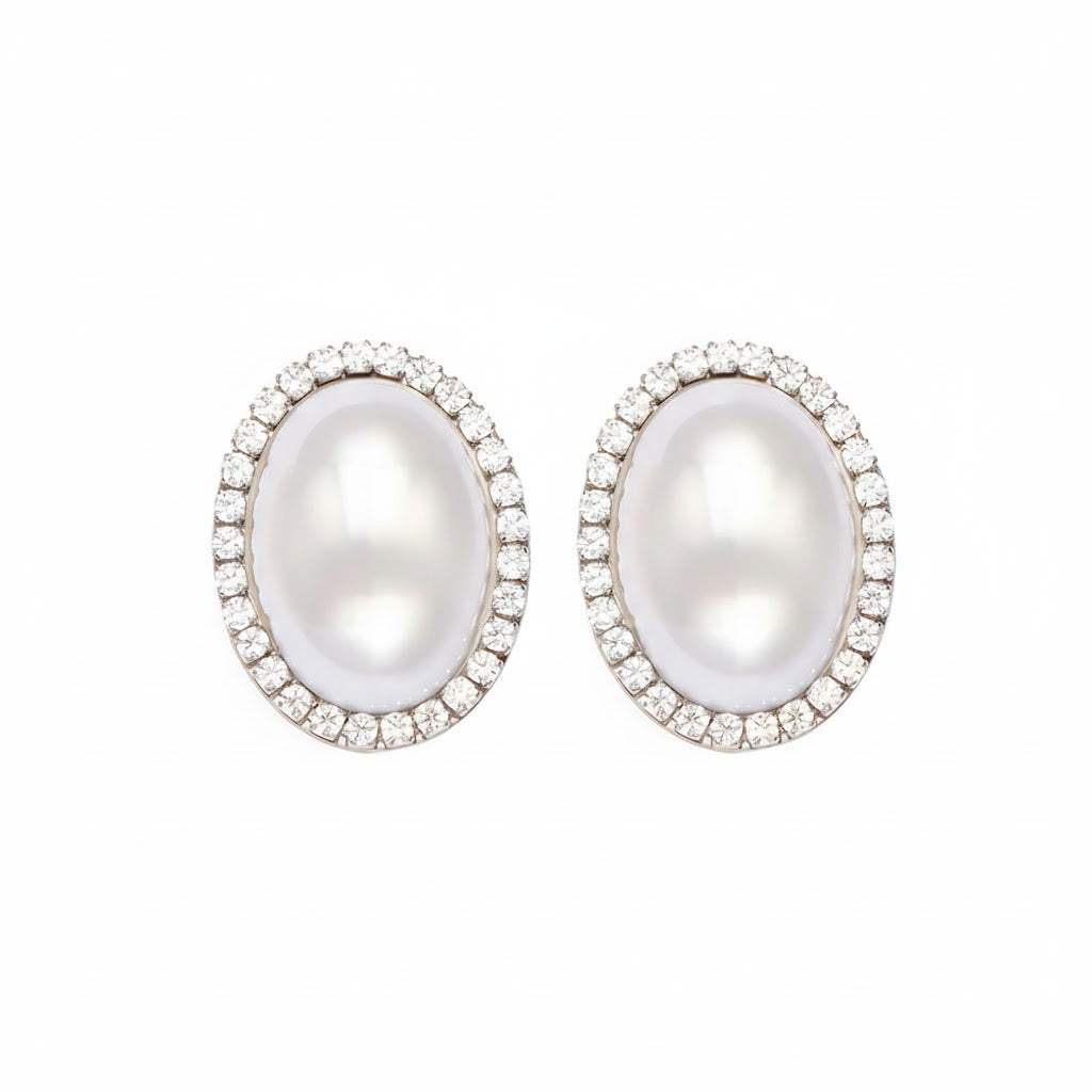 Empressa Pearl Studs