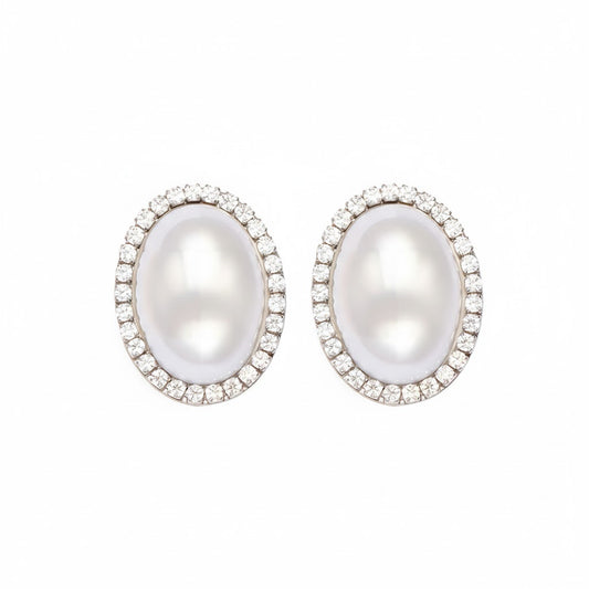 Empressa Pearl Studs